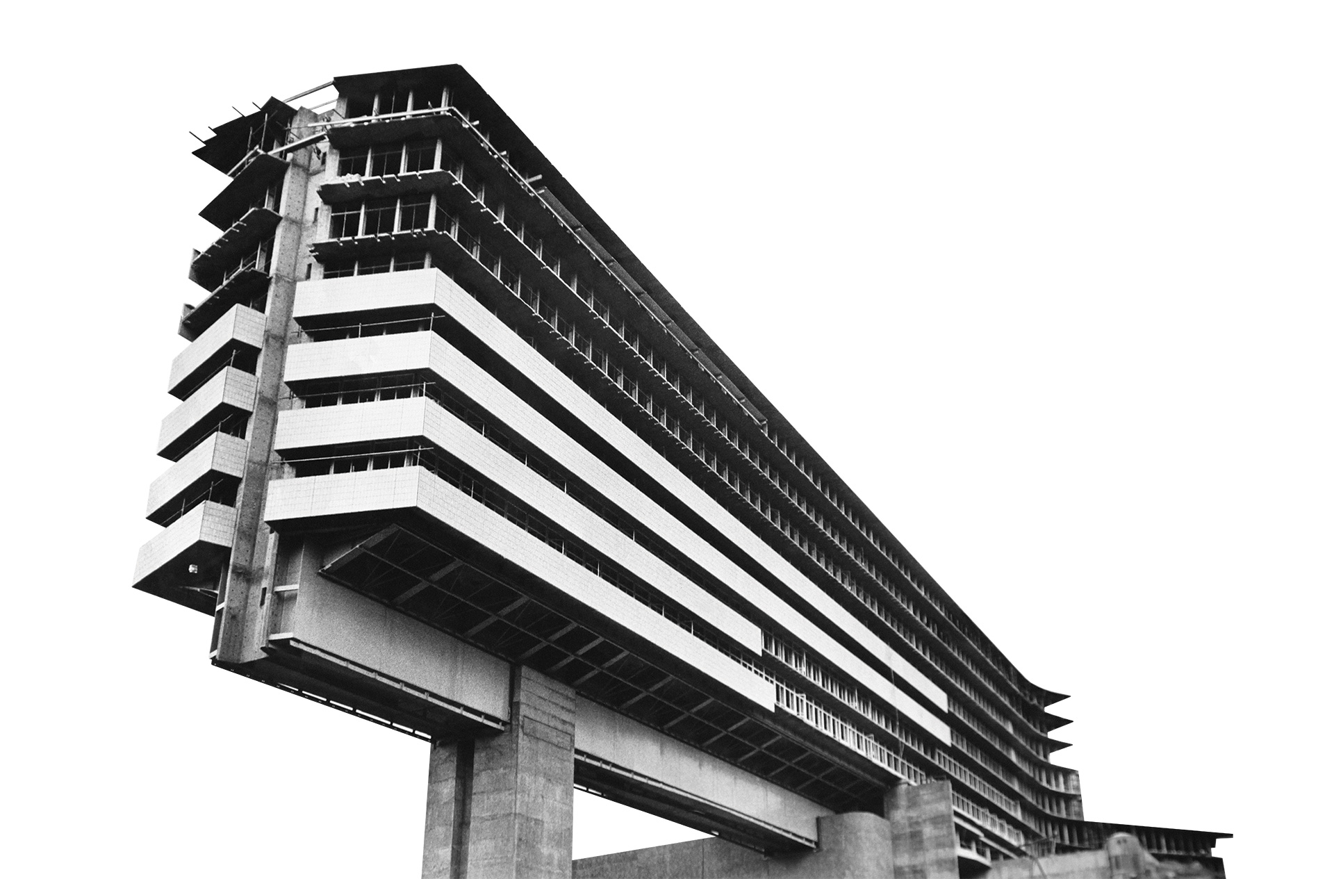 <p>Unisa&rsquo;s &ldquo;imposing new home&rdquo; on Muckleneuk Ridge is officially opened by State President J.J. &ldquo;Jim&rdquo; Fouch&eacute;.</p>